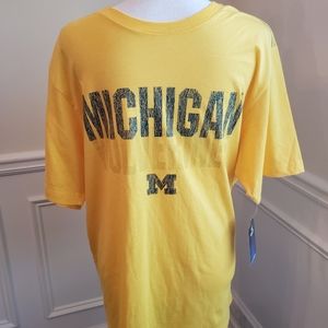 Michigan Wolverines tee shirt size L